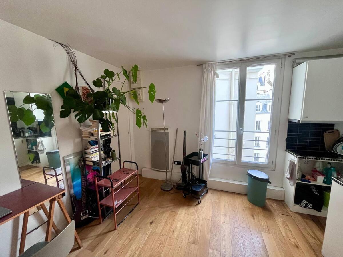 Apartment Cosy, Canal Saint-martin *